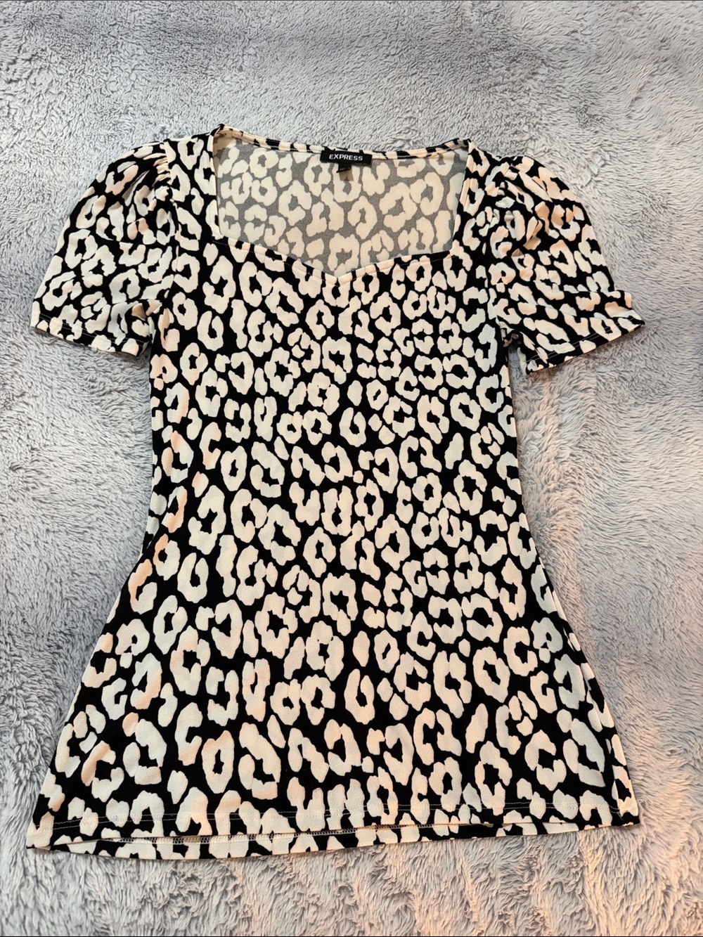 Express Black & Cream Leopard Print Puff Sleeve Top